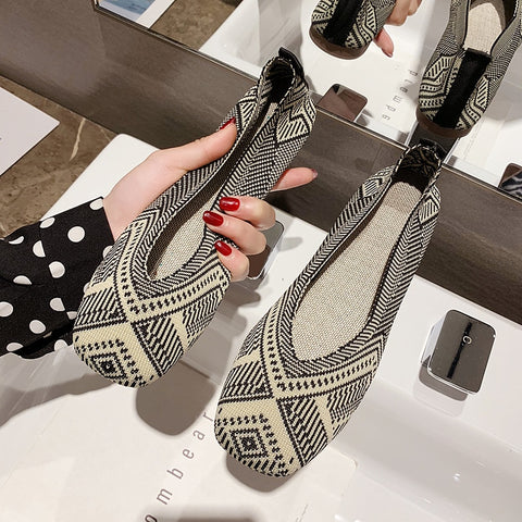 Breathable Pattern Flat Heel Shoes